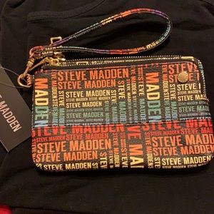 Steve Madden wristlet